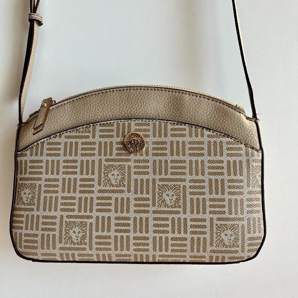 Anne Klein Handbags - Anne Klein Dome Crossbody with 3 main POCKETS & 1 front pocket  Hands Free